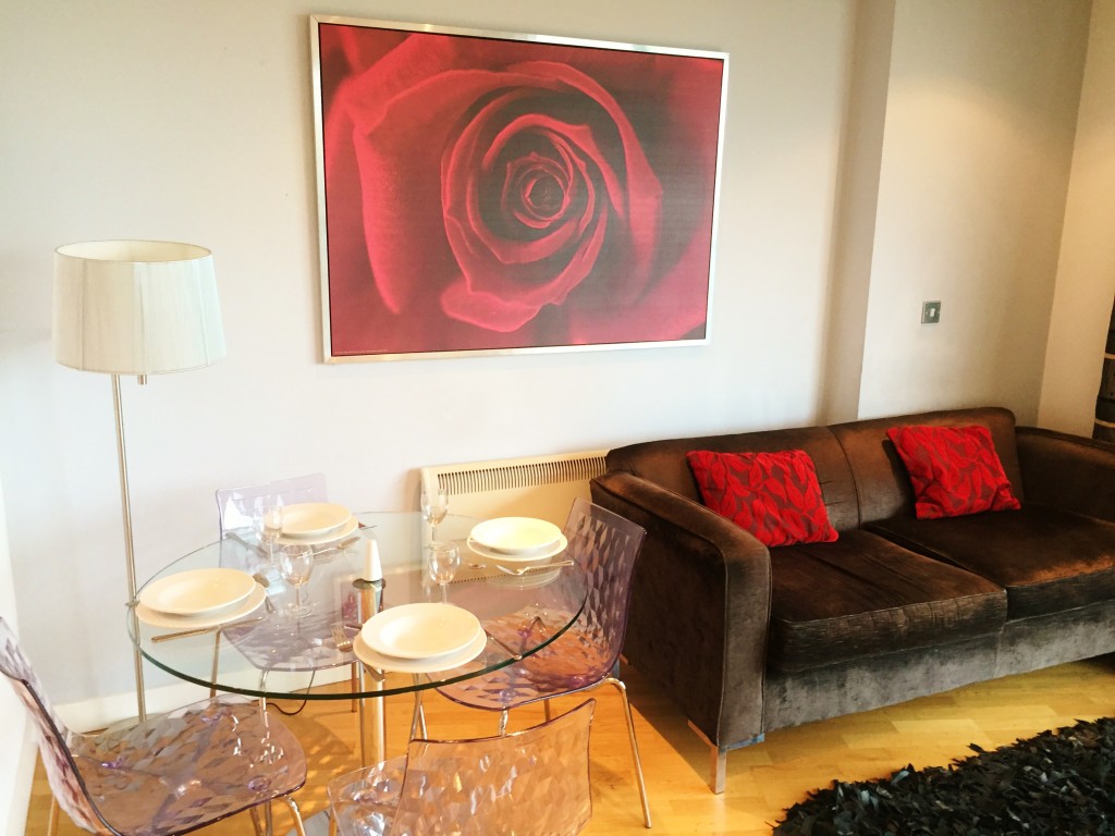 Blue Rainbow Aparthotel Manchester Review living room