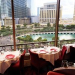 Review Eiffel Tower Restaurant Las Vegas