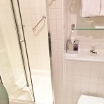 Review Doubletree by Hilton London Westminster Bathroom