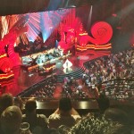 Review Elton John Live 