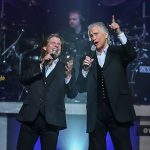 Review Righteous Brothers Las Veas