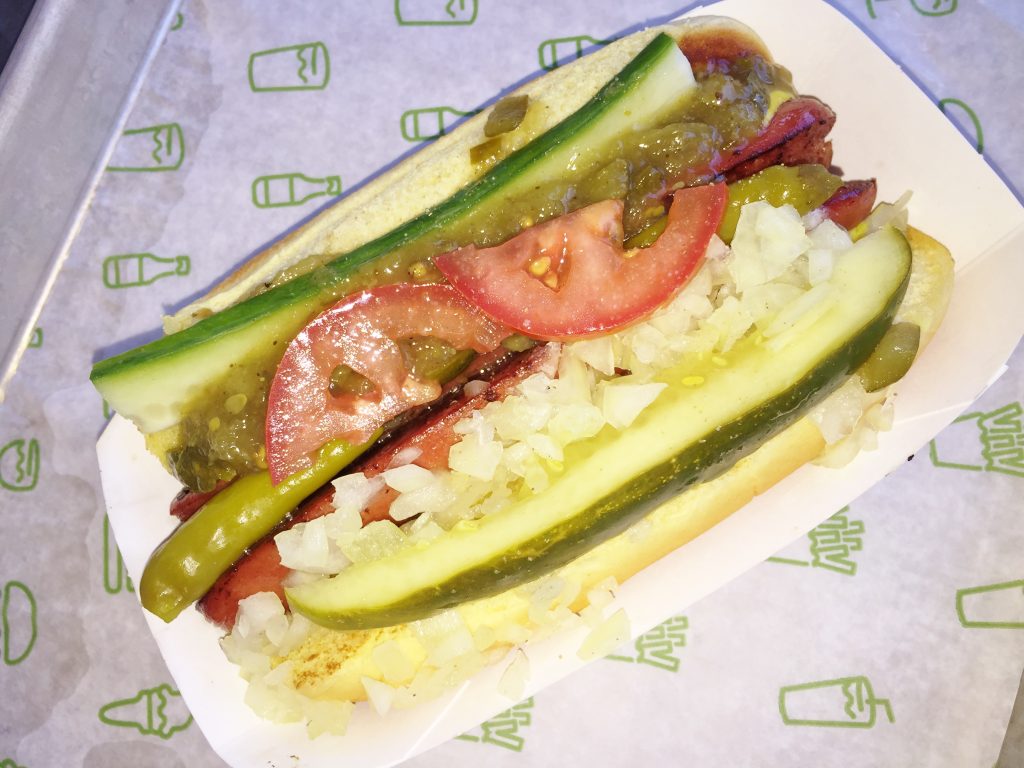 Review Shake Shack Shack-cago Dog