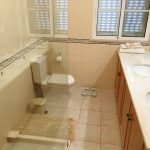 3-bedroom-villa-portugal-review-shower