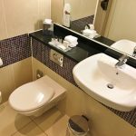 review-midland-hotel-manchester bathroom