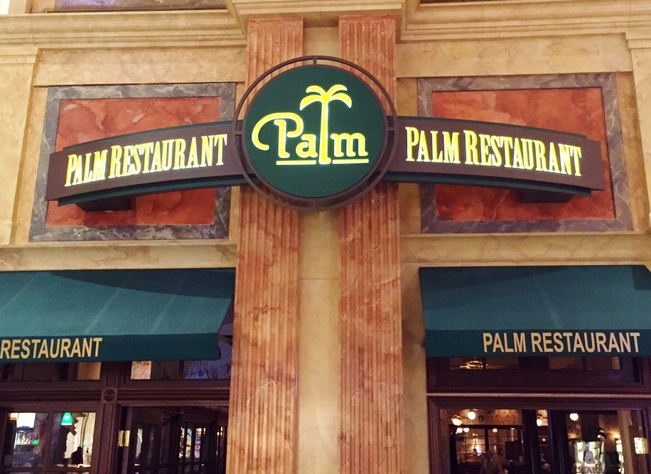 Enjoy Celebrity Radio’s Review The Palm Restaurant… The Palm at Caesars Palace Las Vegas is one of my favourite restaurants in Sin City. With a […]